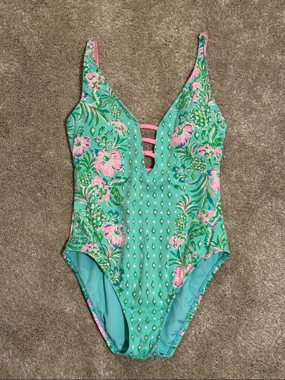 Lilly Pulitzer Jaspen One-Piece Swimsuit in Surf Blue Oh Diamond Girl - Picture 2 of 4